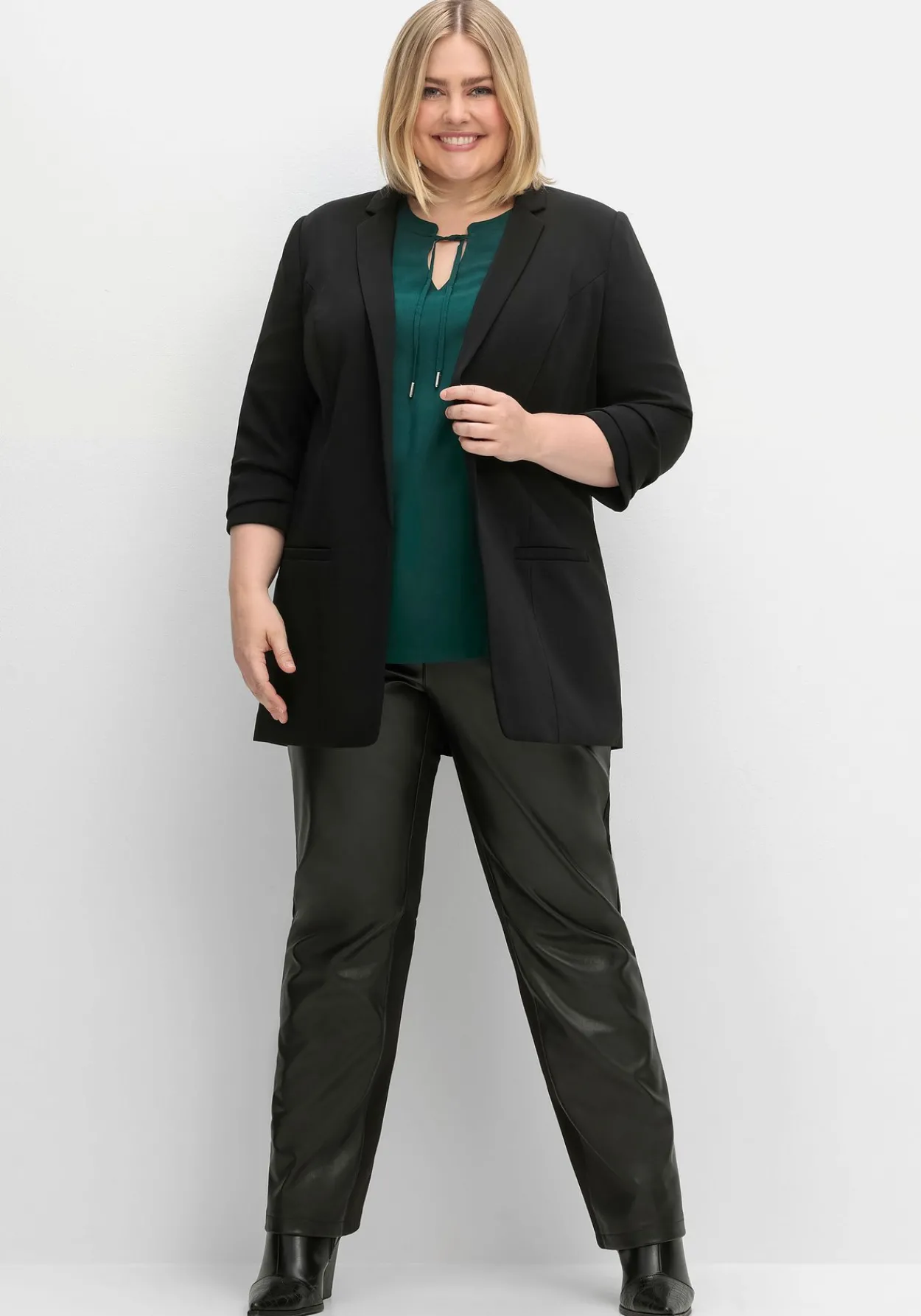 Verschlussloser Longblazer mit 3/4-Arm, gefüttert<sheego Clearance