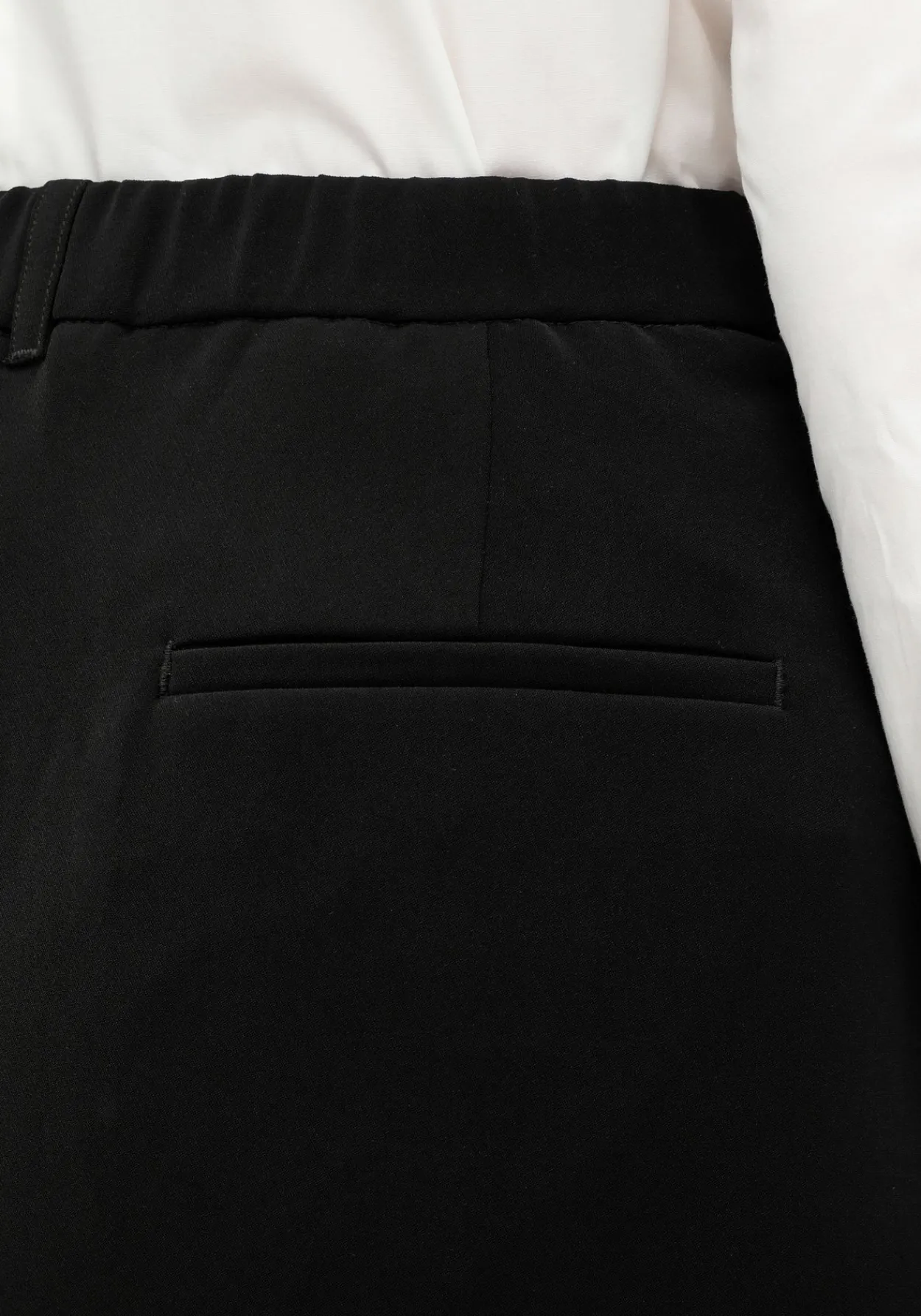 Weite gepflegte Hose mit Teilgummibund<sheego Outlet
