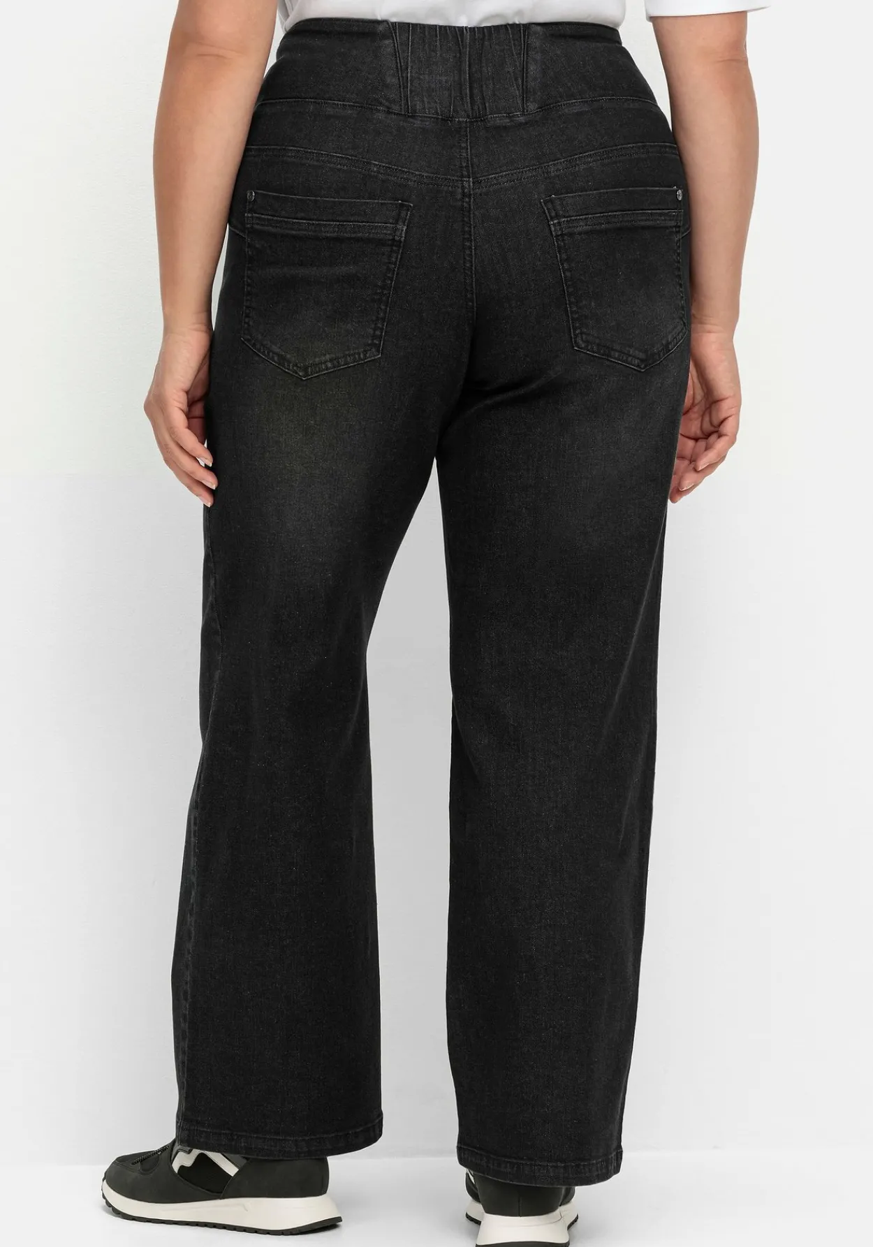 Weite High-Waist-Jeans im Curvy-Schnitt ANNE<sheego New