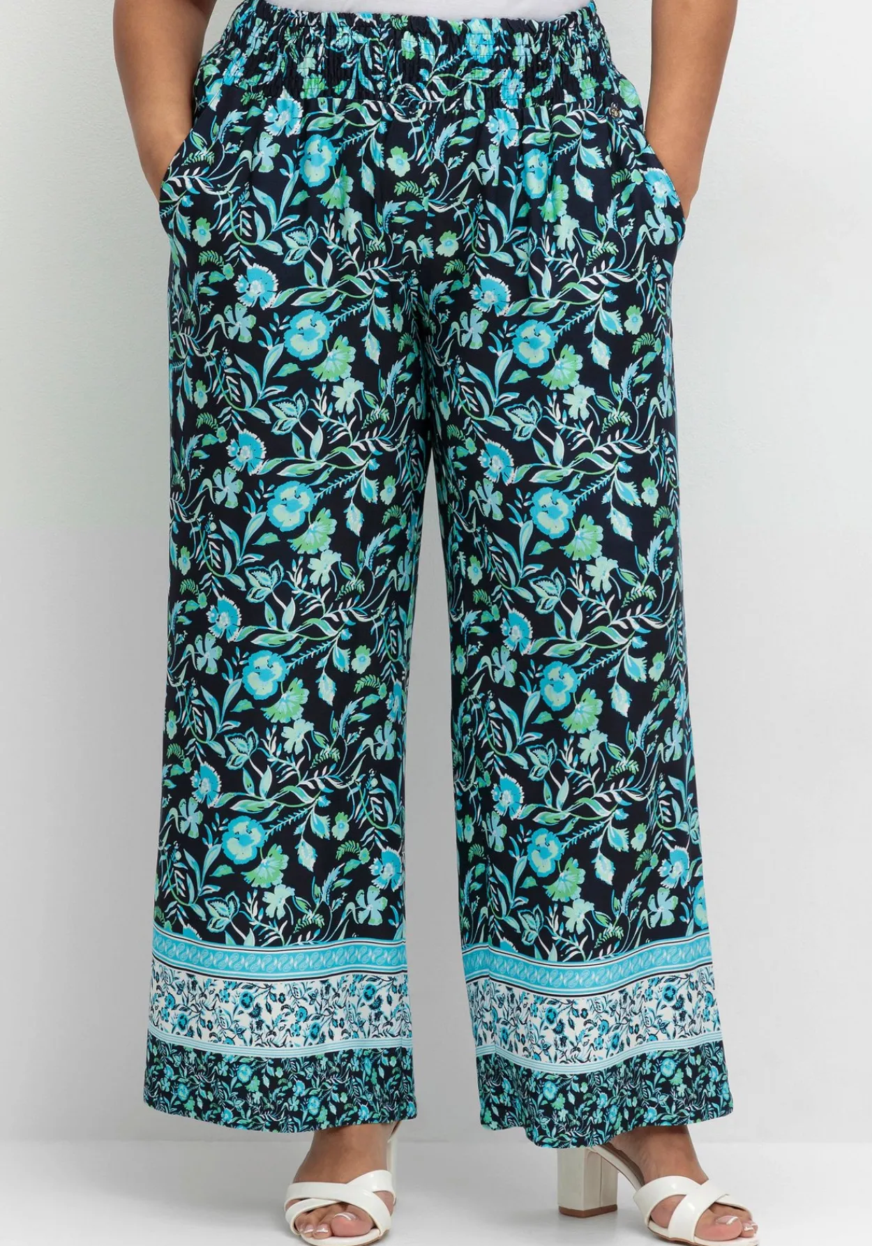 Weite Hose mit Blumenprint und Smokbund<sheego New