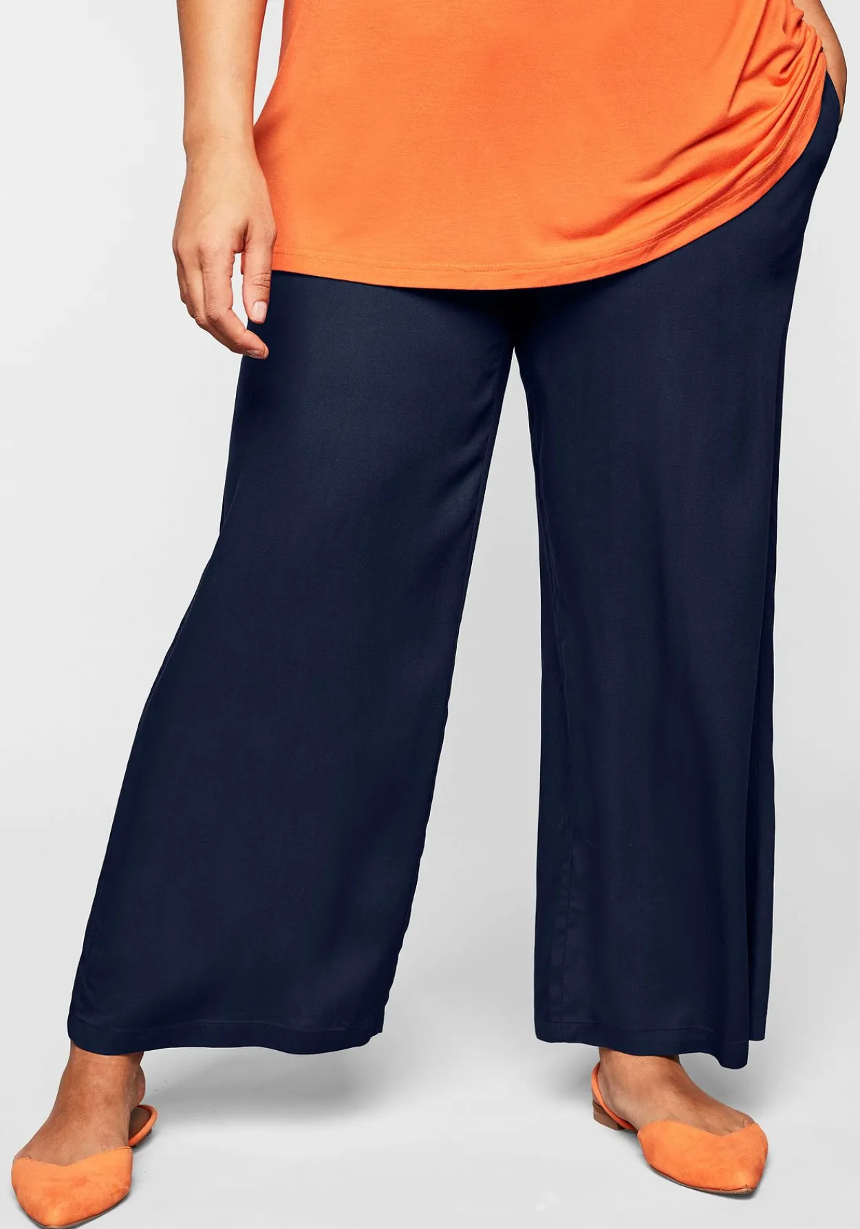 Weite Hose mit Smokbund und Taschen<sheego Sale