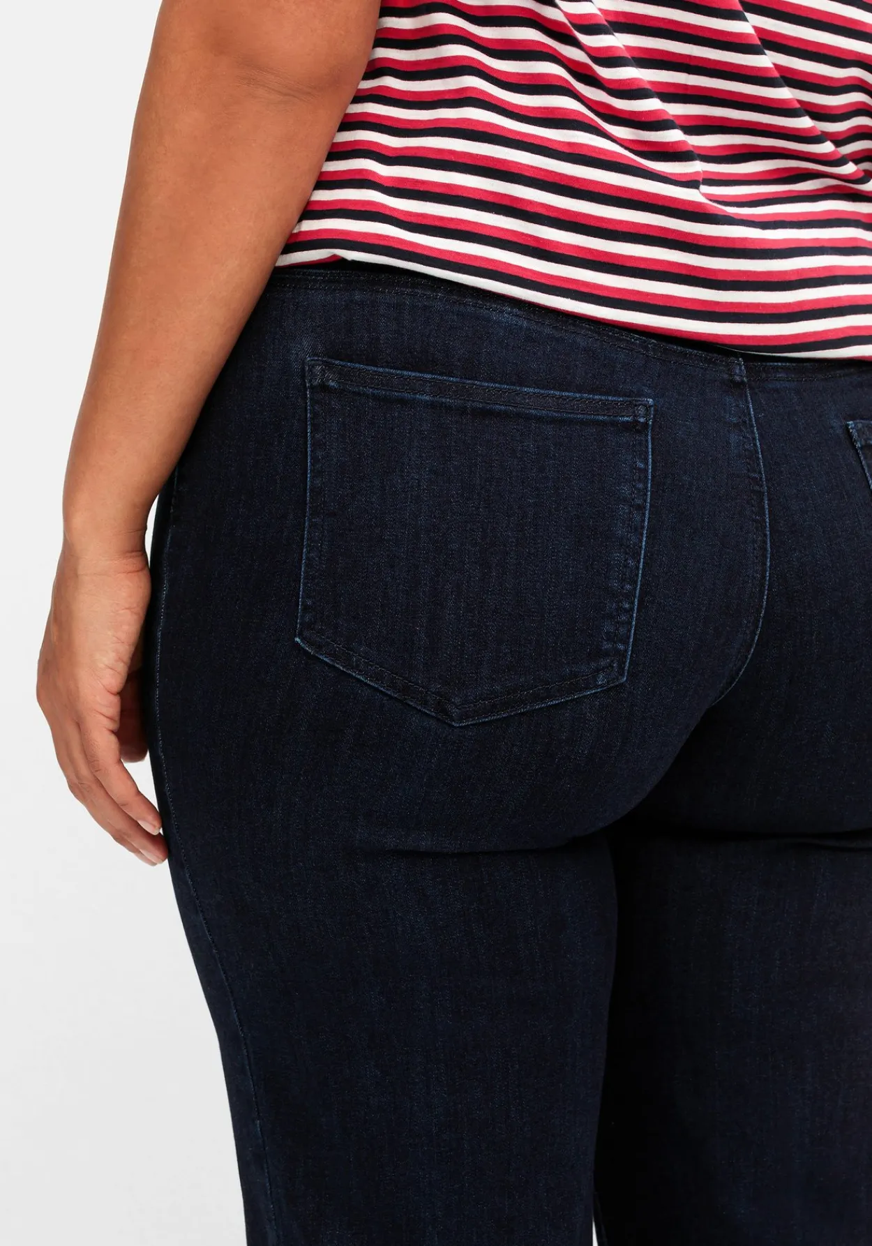 Weite Jeans mit Schlupfbund im Curvy-Schnitt ELLA<sheego Hot